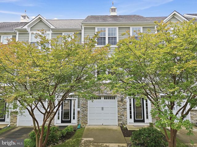 310 MONROE POINT DR, Colonial Beach, VA 22443