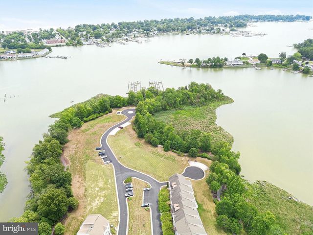 310 MONROE POINT DR, Colonial Beach, VA 22443