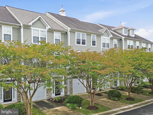 310 MONROE POINT DR, Colonial Beach, VA 22443