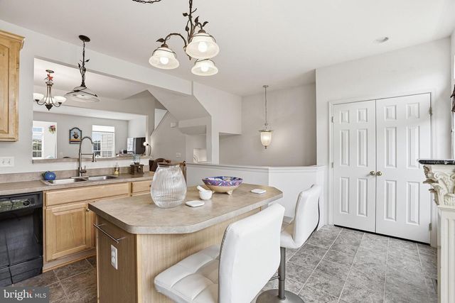 310 MONROE POINT DR, Colonial Beach, VA 22443