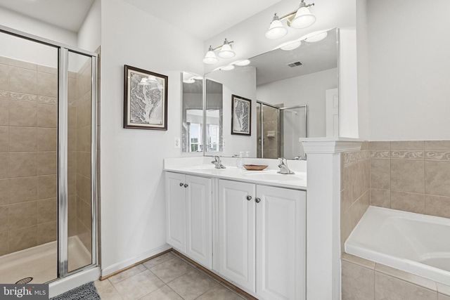 310 MONROE POINT DR, Colonial Beach, VA 22443