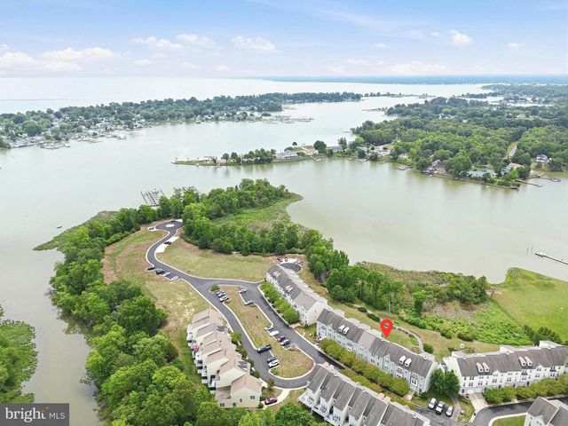 310 MONROE POINT DR, Colonial Beach, VA 22443