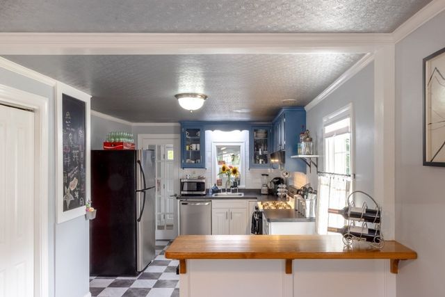 180 Main St, Kingston, MA 02364