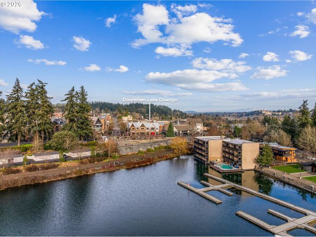 668 MCVEY Ave 80, Lake Oswego, OR 97034
