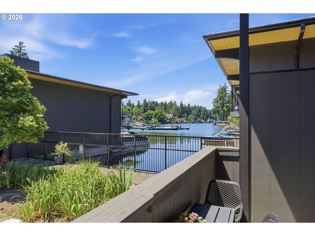 668 MCVEY Ave 80, Lake Oswego, OR 97034