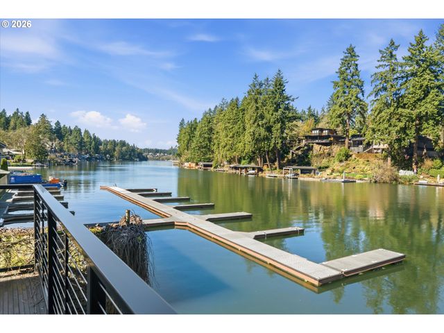 668 MCVEY Ave 80, Lake Oswego, OR 97034