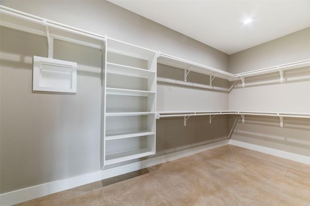 215 Oak Grove PKWY, Kingsland, TX 78639