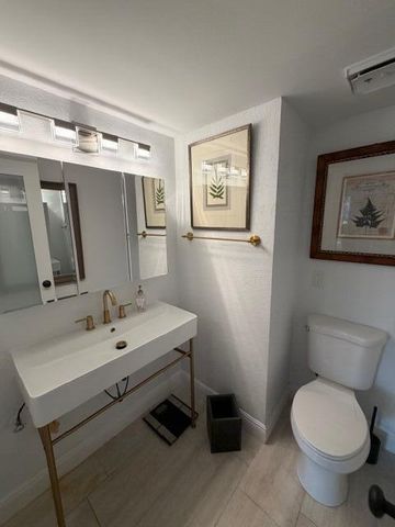 3605 S Ocean Boulevard, South Palm Beach, FL 33480
