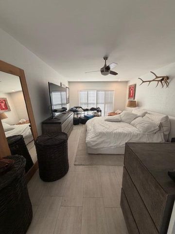 3605 S Ocean Boulevard, South Palm Beach, FL 33480