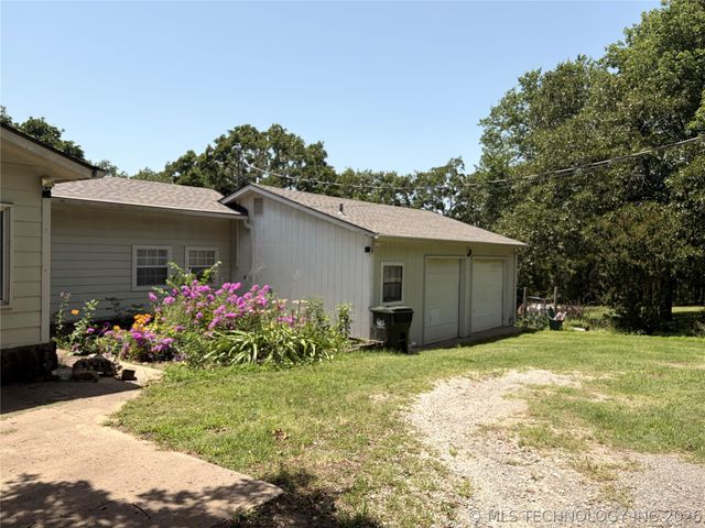 22134 W 48th Street S, Sand Springs, OK 74063