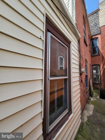 1232 DOUGLASS ST, Reading, PA 19604