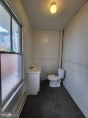 1232 DOUGLASS ST, Reading, PA 19604