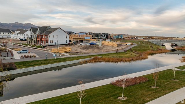 6599 W SOUTH JORDAN PKWY, South Jordan, UT 84009