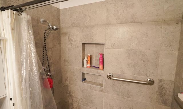 2755 Village Dr, Ione, CA 95640