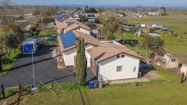 2755 Village Dr, Ione, CA 95640