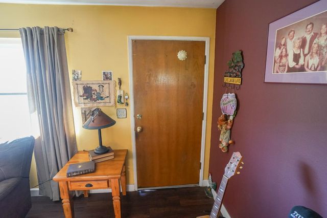 2755 Village Dr, Ione, CA 95640