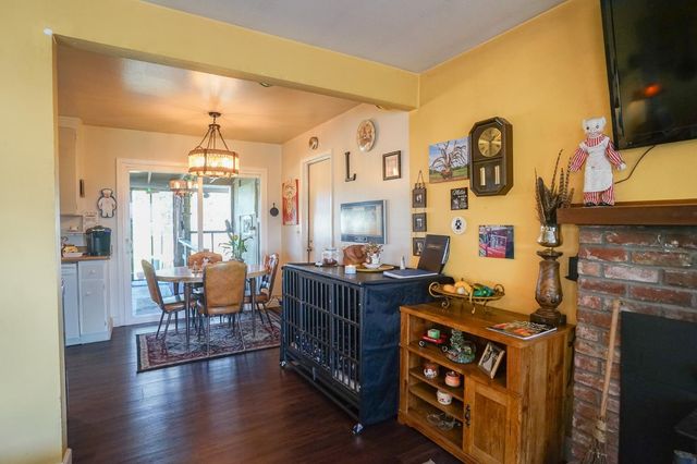 2755 Village Dr, Ione, CA 95640