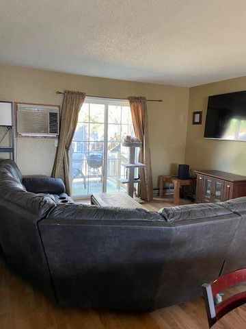 911 E Baker Street, Saint Joseph, MN 56374