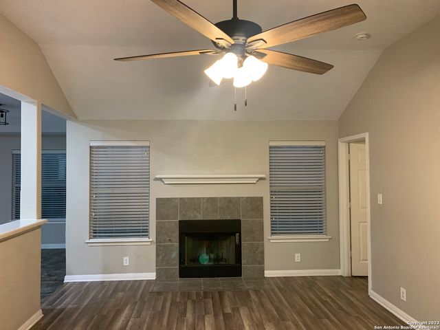 4618 EVERETT LOOP, Converse, TX 78109