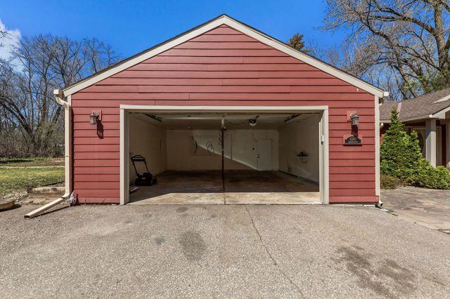 6180 Chaska Road, Excelsior, MN 55331