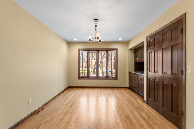 6180 Chaska Road, Excelsior, MN 55331