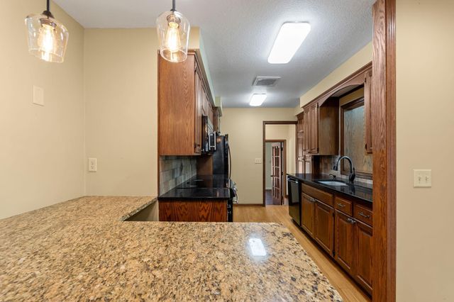 6180 Chaska Road, Excelsior, MN 55331