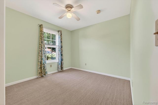 1259 Burgoyne Boulevard, Rochester Hills, MI 48307