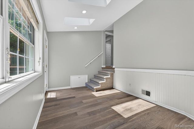 1259 Burgoyne Boulevard, Rochester Hills, MI 48307