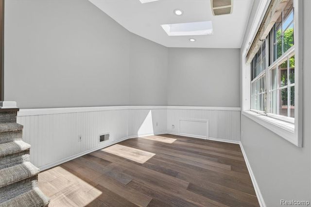 1259 Burgoyne Boulevard, Rochester Hills, MI 48307