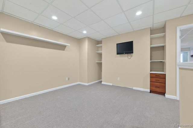 1259 Burgoyne Boulevard, Rochester Hills, MI 48307