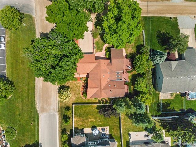 1259 Burgoyne Boulevard, Rochester Hills, MI 48307