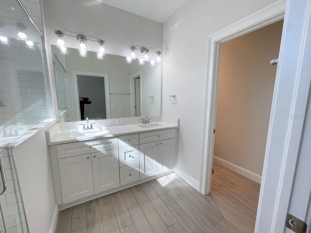 2502 W FIG STREET 2, Tampa, FL 33609
