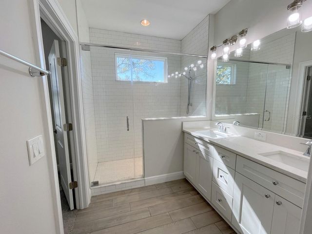 2502 W FIG STREET 2, Tampa, FL 33609