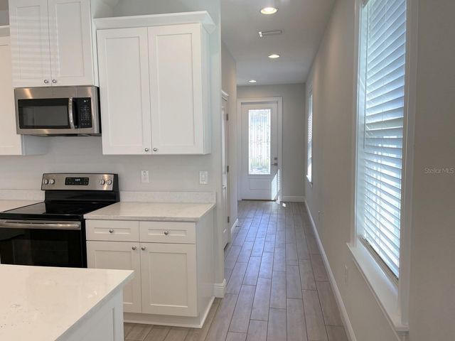 2502 W FIG STREET 2, Tampa, FL 33609