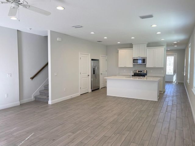 2502 W FIG STREET 2, Tampa, FL 33609