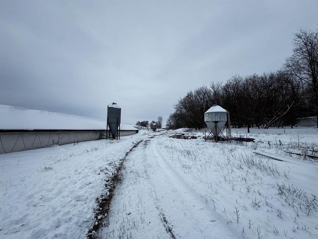 N2542 County Rd O Road, Oxford, WI 53952