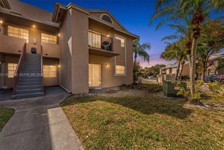 2331 NW 96th Ter 17F, Pembroke Pines, FL 33024