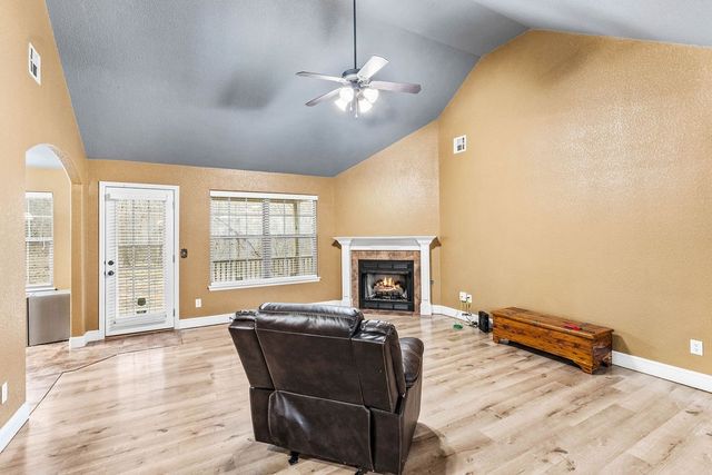 7 Aycock Lane, Bella Vista, AR 72715