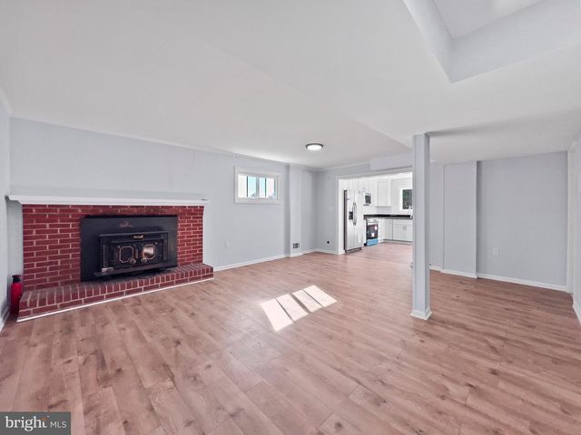 9214 DAVIDSON ST, College Park, MD 20740