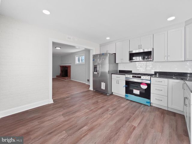 9214 DAVIDSON ST, College Park, MD 20740