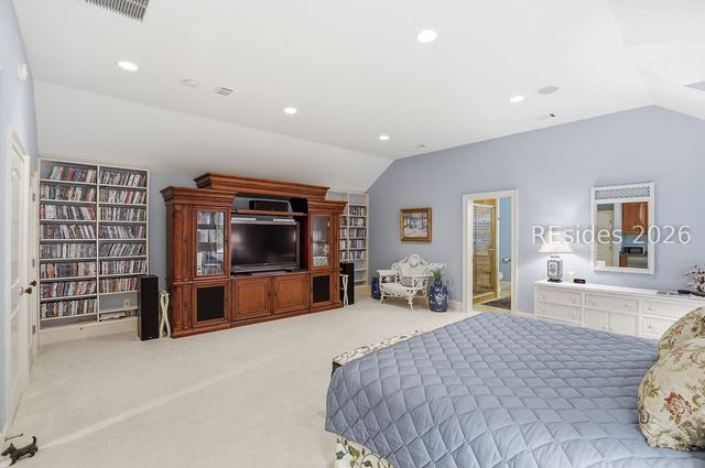 5 Oakland Pl, Bluffton, SC 29909
