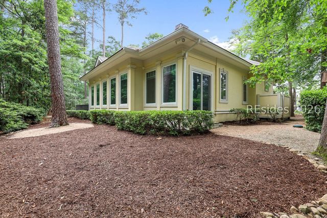5 Oakland Pl, Bluffton, SC 29909