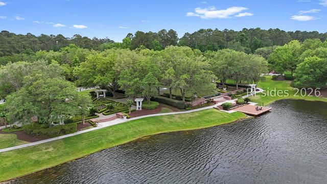 5 Oakland Pl, Bluffton, SC 29909