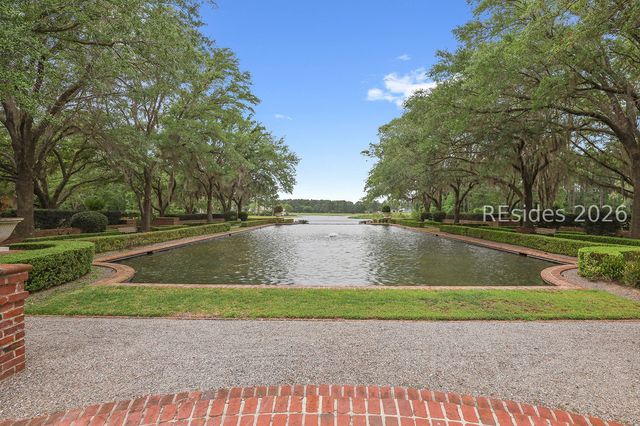 5 Oakland Pl, Bluffton, SC 29909