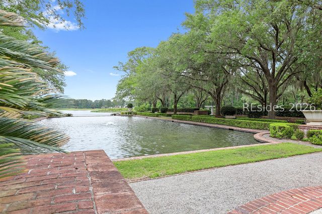5 Oakland Pl, Bluffton, SC 29909