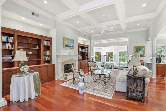 5 Oakland Pl, Bluffton, SC 29909