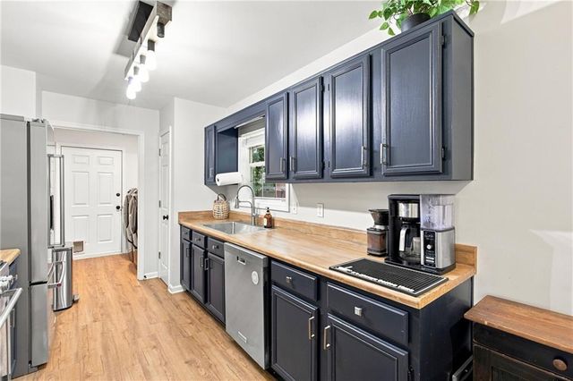 2010 Tomahawk Lane, Cumming, GA 30028
