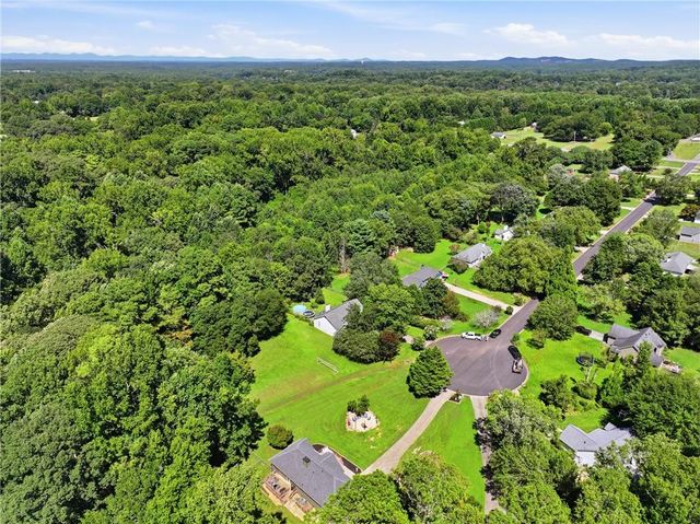 2010 Tomahawk Lane, Cumming, GA 30028
