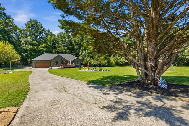 2010 Tomahawk Lane, Cumming, GA 30028