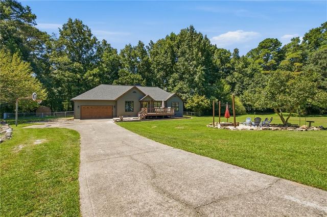 2010 Tomahawk Lane, Cumming, GA 30028